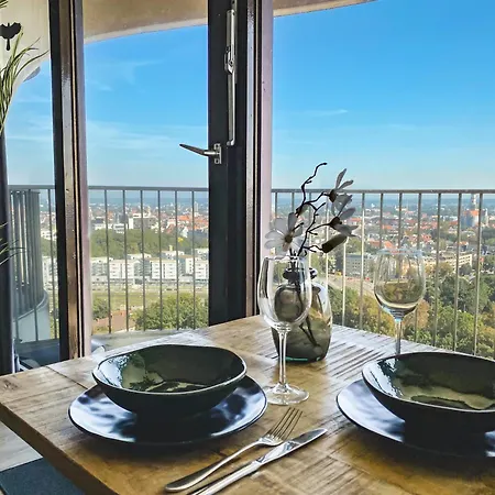An Der Kongresshalle Mit Blick Ueber Stadt Apartamento